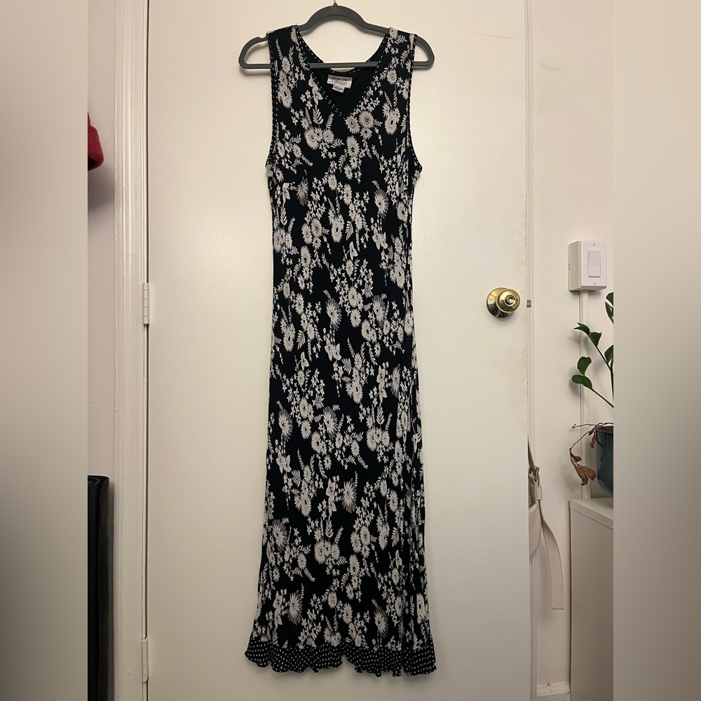 Vintage Y2K polka dot trim floral dress black and white